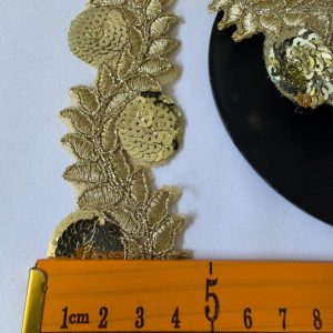 Gold Wave of Leaves Trimming