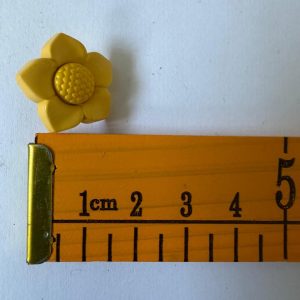 Summer Flower Button