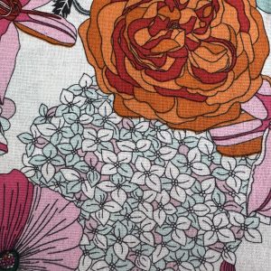 Flowers on White Linen Look